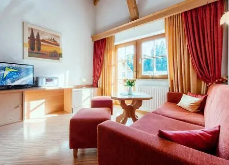 شقة Haus Vogelweide
