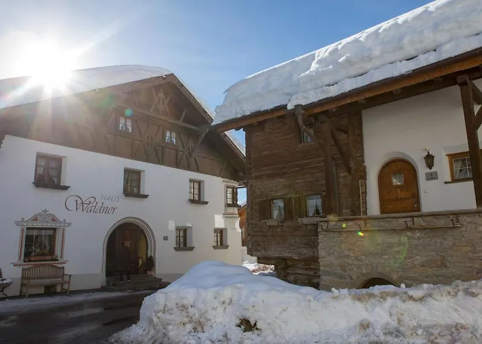 Haus Vogelweide Апартаменты Серфаус