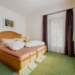Haus Vogelweide * Serfaus