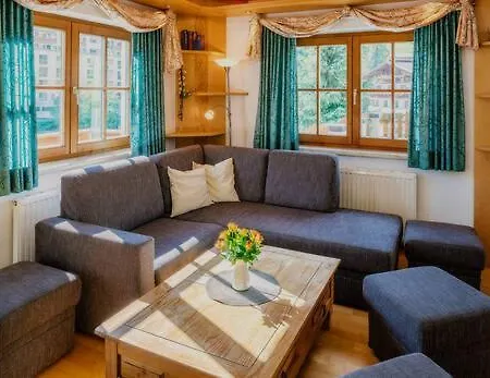 Haus Vogelweide * Serfaus
