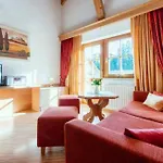 Апартаменты Haus Vogelweide